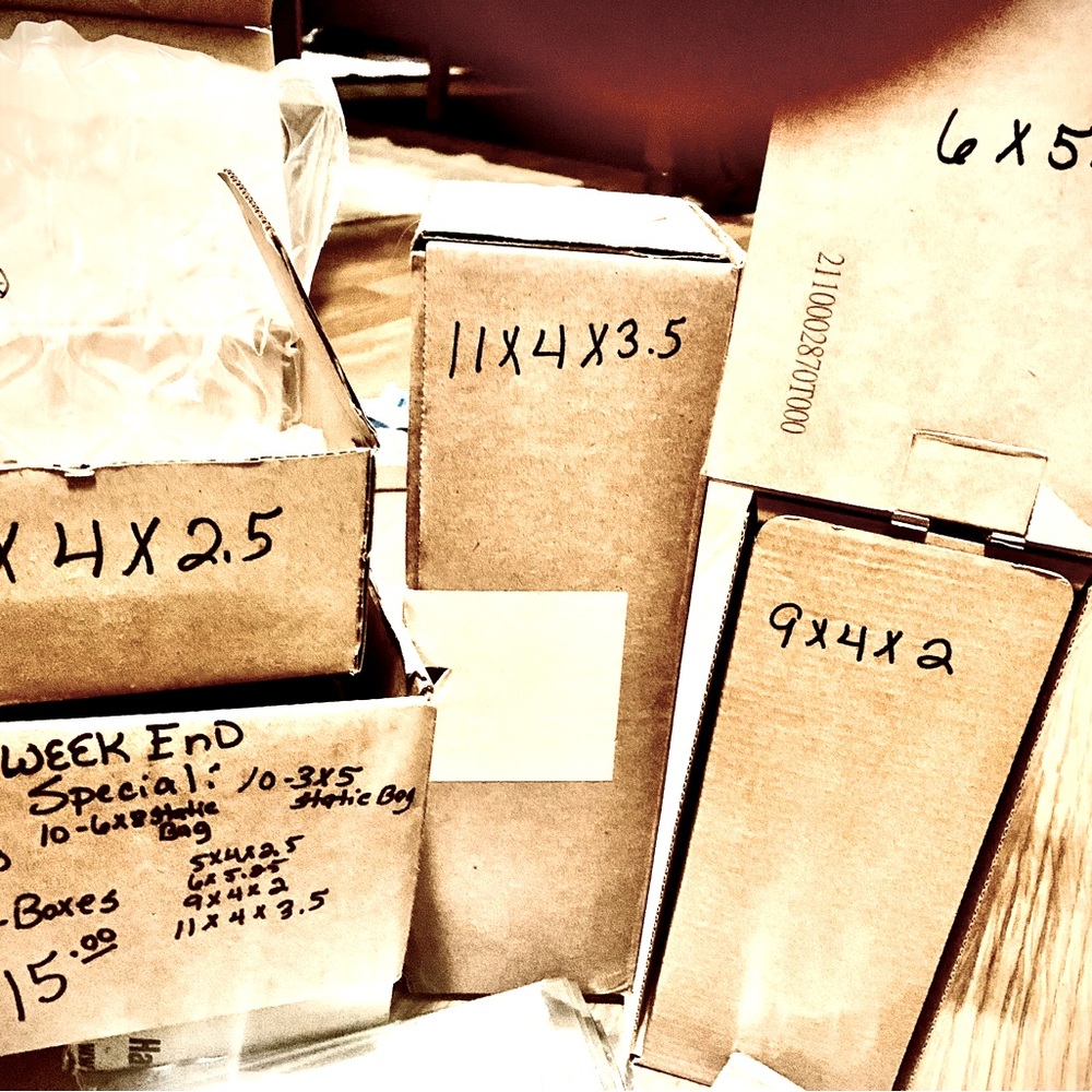 Simply thirfty shop is offering 10 4x6 boxes and  25 -4x6 anti Static for 15.00!